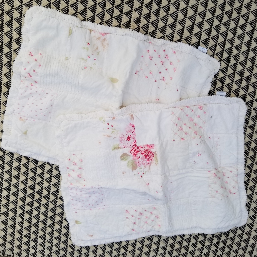 Floral pillow shams (2)